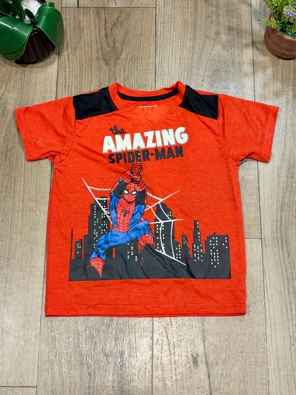 Marvel Red & Black Spider-Man Graphic Kids Tee